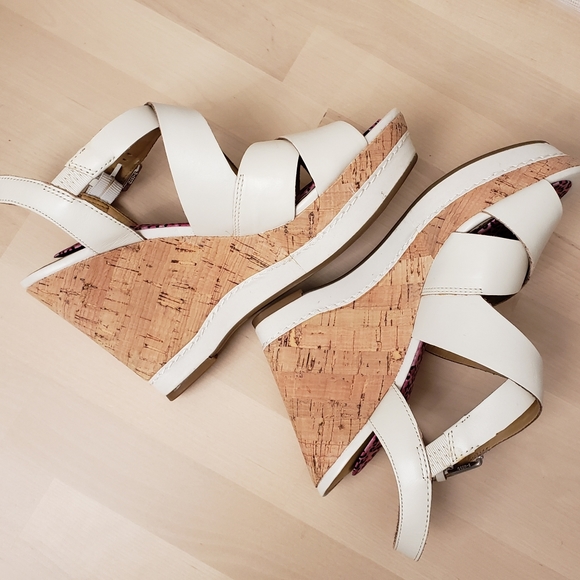 π‘Host Pickπ‘ Franco Sarto High Heel Summer Wedge Sandal - Picture 1 of 12